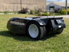 Robotická sekačka PROTECH D40i